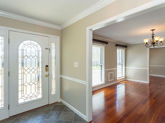 4th image of 920 Pinemeadow Dr