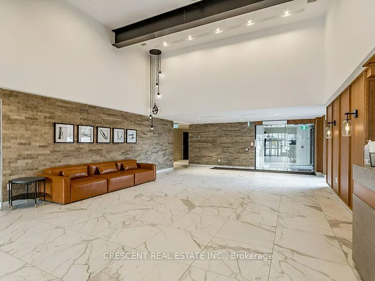 2300 Saint Clair Ave W #527 — Photo 31