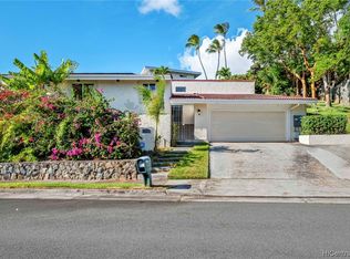 1704 Ihiloa Pl, Honolulu, HI 96821