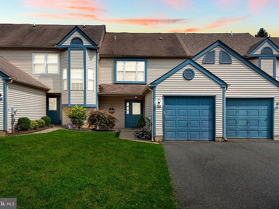 2nd image of 39 Willow Bend Dr