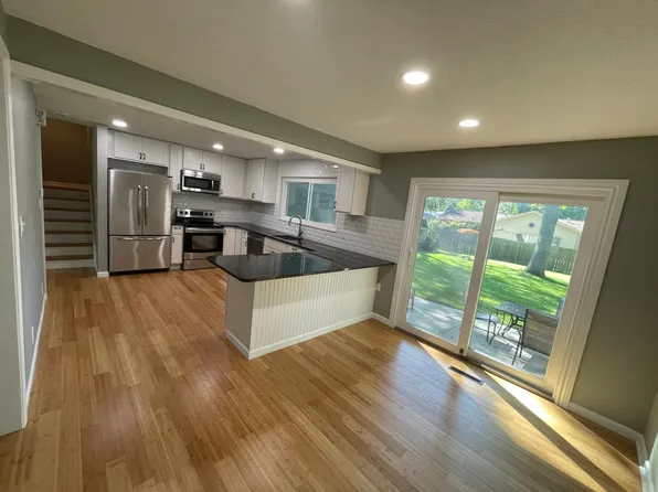 6833 Worthington Galena Rd, Worthington, OH 43085