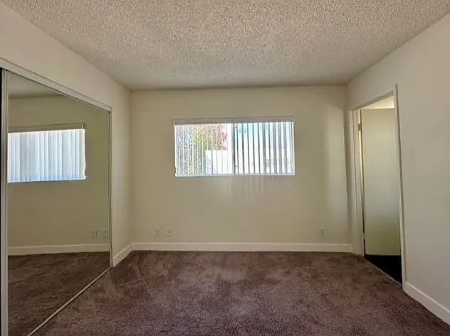 6451 Kester Ave — Photo 6