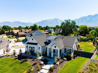 10946 S Sady Ln, Sandy, UT 84070
