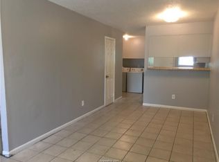 2316 Rountree Dr, College Station, TX 77801