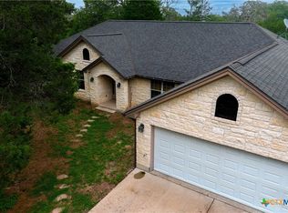 1003 Peach Creek Rd, Waelder, TX 78959