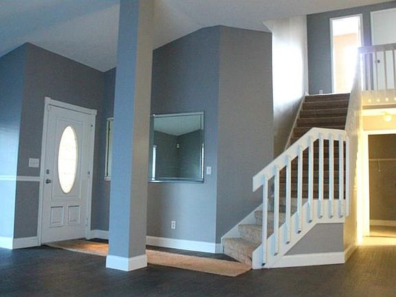 2nd image of 10911 Carnelian Ln