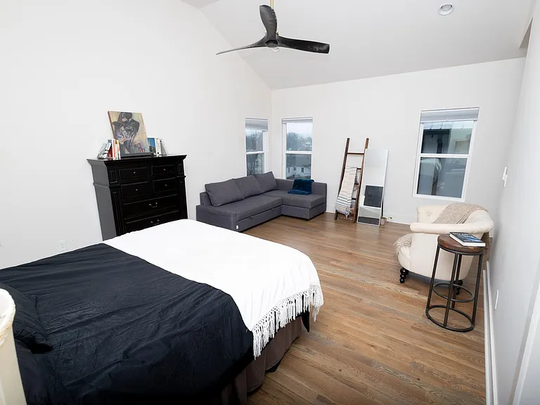 5821 Maxon Ave — Photo 38