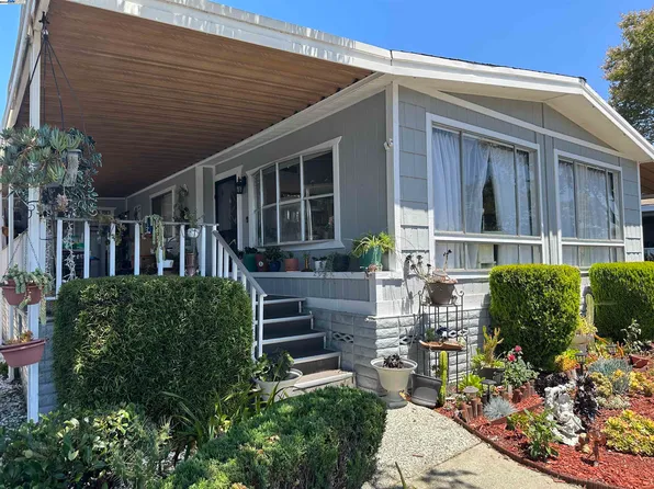 981 Fall River Dr, Hayward, CA 94544
