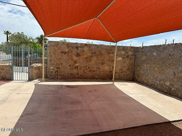 4222 Pershing Dr — Photo 23