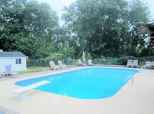 2nd image of 42 Hillside Ave
