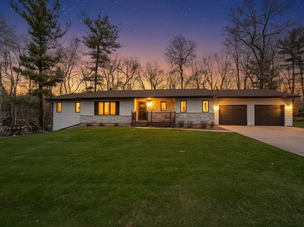 371 Wesley Ave, Green Bay, WI 54302