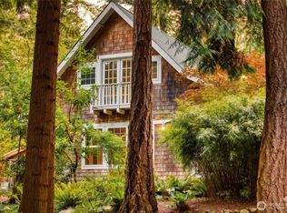 Holiday Hideaway No. 1, Anacortes, WA 98221