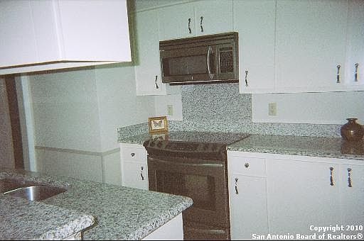 3rd image of 9409 POWHATAN DR #1
