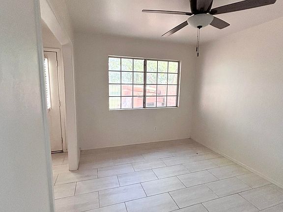 4th image of 625 S Westwood St #145