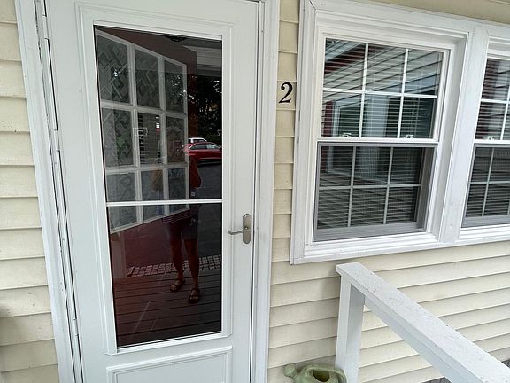 2nd image of 68 Oswego St APT 2