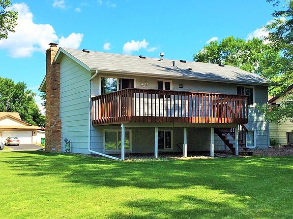 3rd image of 3255 Meadow Brook Ct
