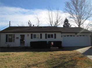 12131 Wakefield Pl, Maryland Heights, MO