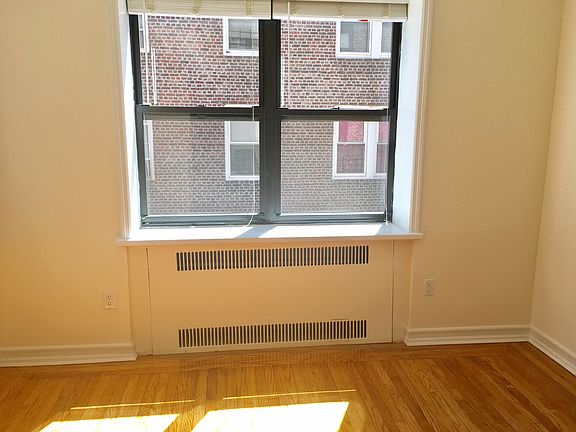 3rd image of 3620 Bowne St #Fourth