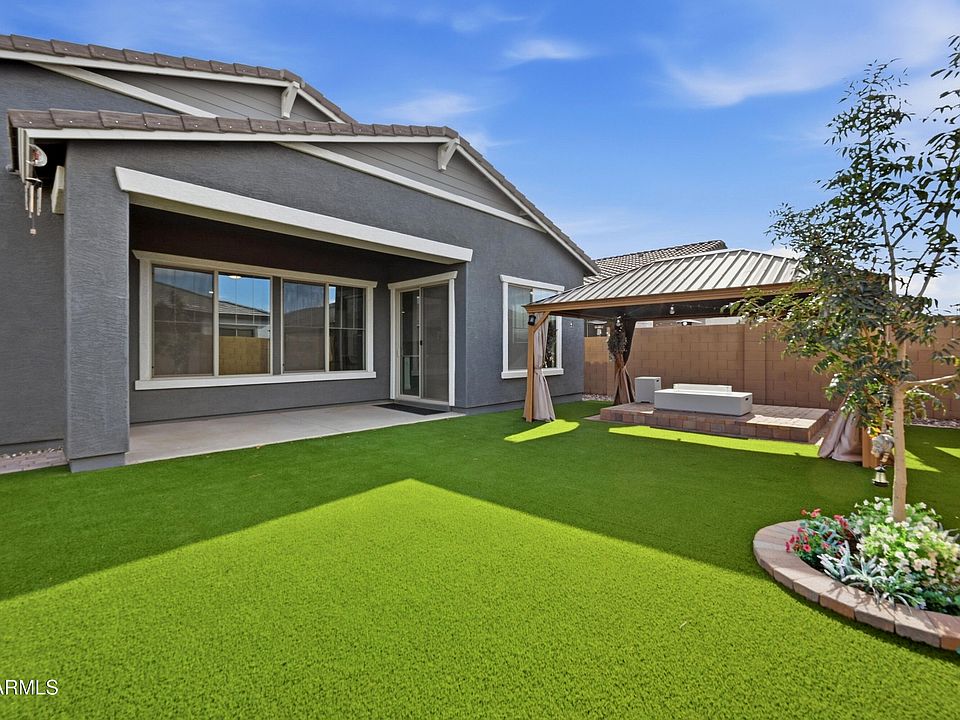 1st image of 22658 E Roundup Way