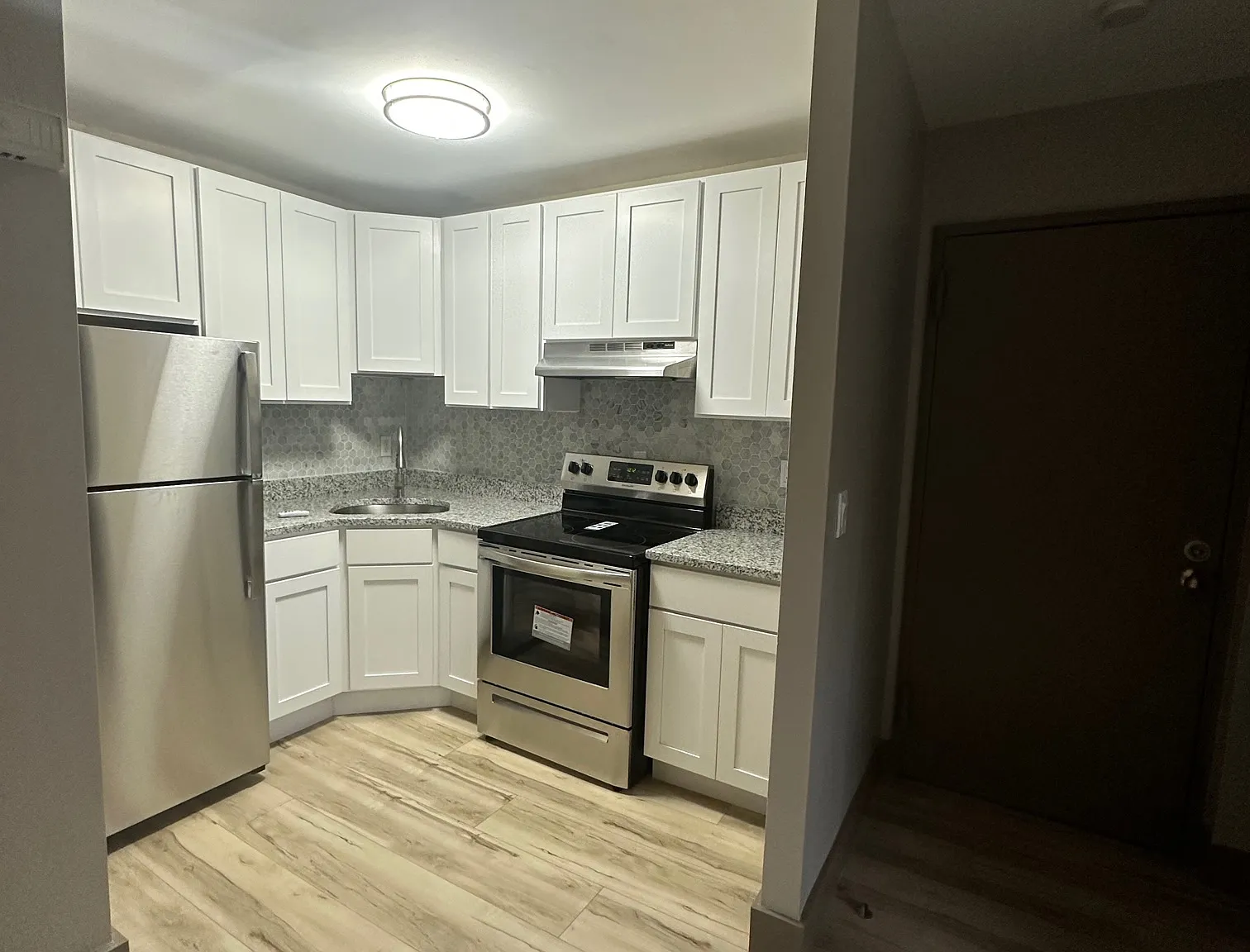 1 bed, 600 sqft, $1,500 — Photo 2