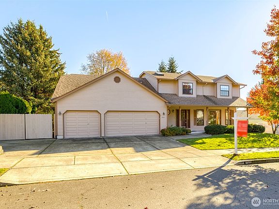 2nd image of 2311 SE Park Crest Avenue