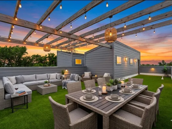 3813 Elysian St, Houston, TX 77009
