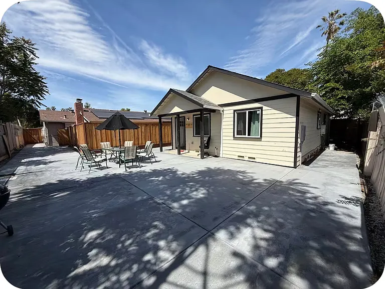 2194 Capitol Ave #A — Photo 16