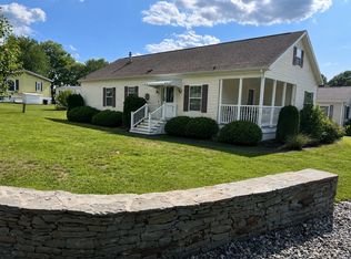 2 Settlers Rd, Taunton, MA 02780
