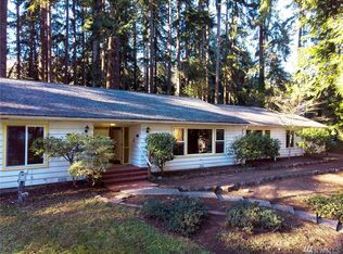 11955 Sunrise Dr NE, Bainbridge Island, WA 98110
