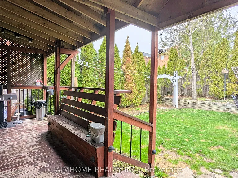 18 Carmichael Dr — Photo 22