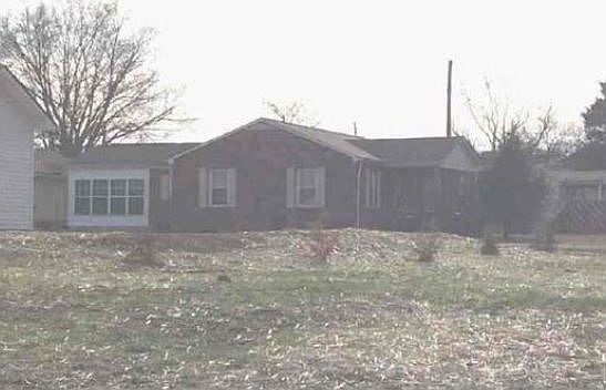 2nd image of 2620 Morganton Rd