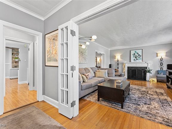 5th image of 1287 West Blvd