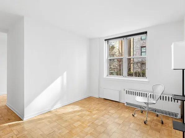 131 W 85th St APT 1A, New York, NY 10024