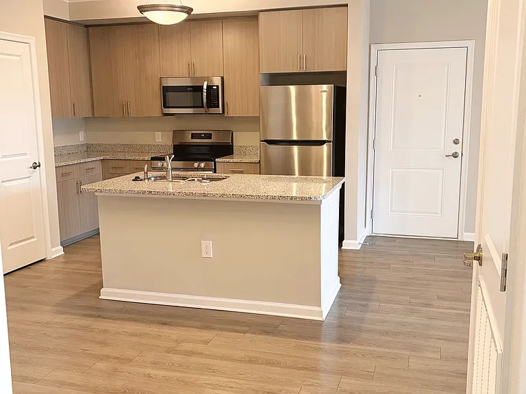 Clairmont at Crabtree — Photo 70