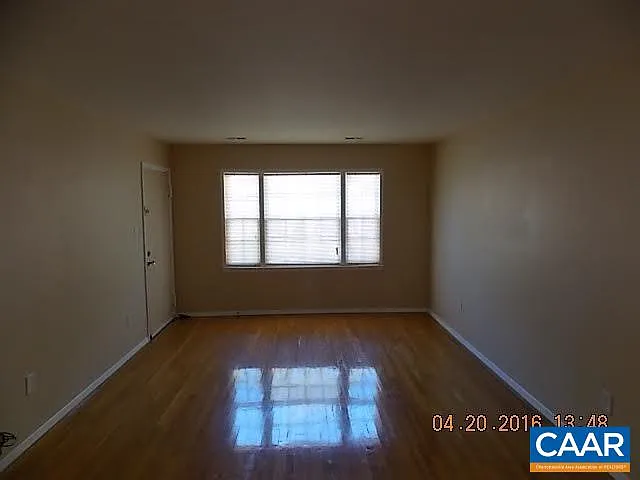 2 bed, 1.0 bath, 781 sqft, $1,450 — Photo 2