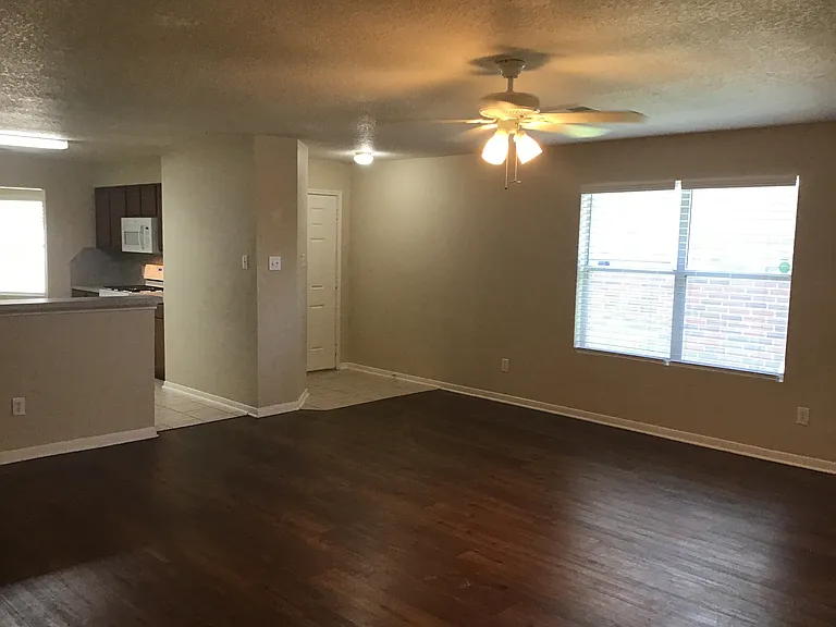 5602 Darby Square Trl — Photo 5