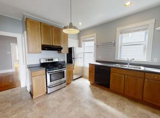 110 Bartlett St #1, Somerville, MA 02145