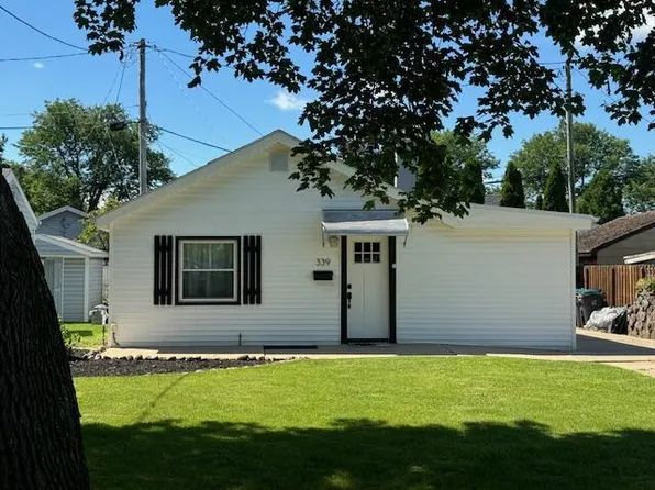 339 West Roberta AVENUE, Waukesha, WI 53186