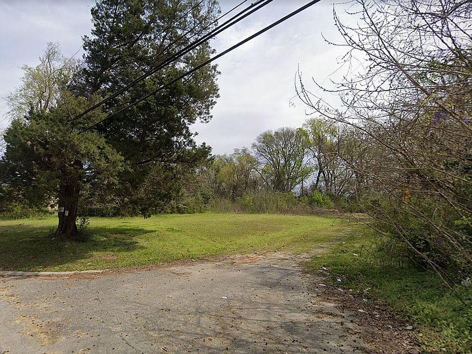 1st image of 411 Plummers Ln