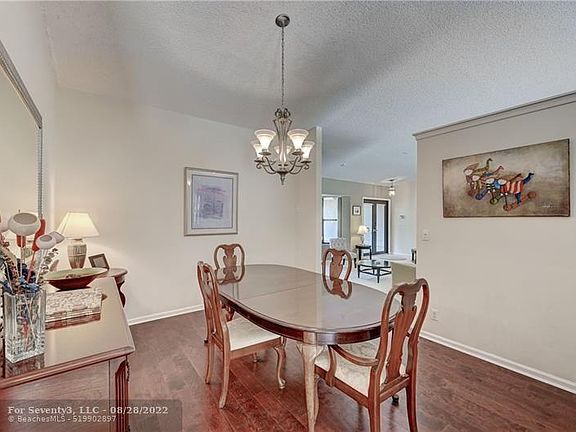 5th image of 233 NW 123rd Way