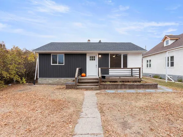 5301 N 47th St, Lloydminster, AB T9V 0G5