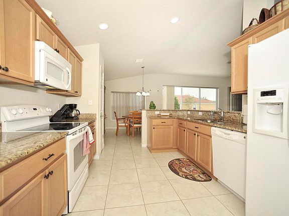 5th image of 3325 Finola Ave SE