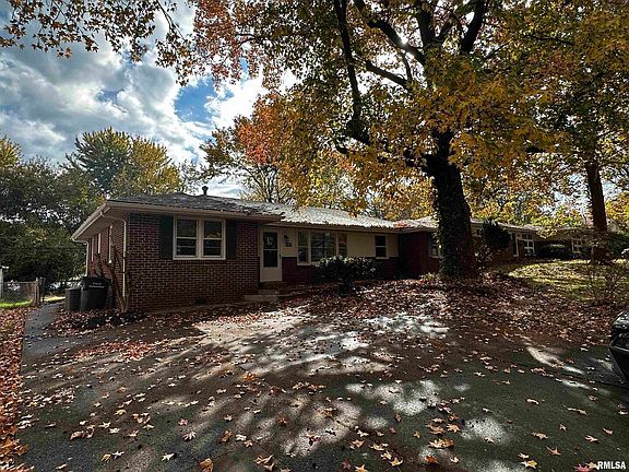 4th image of 607 S Dixon Ave