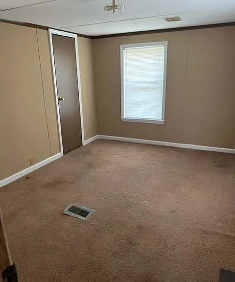 102 Cypress Lake Dr — Photo 4