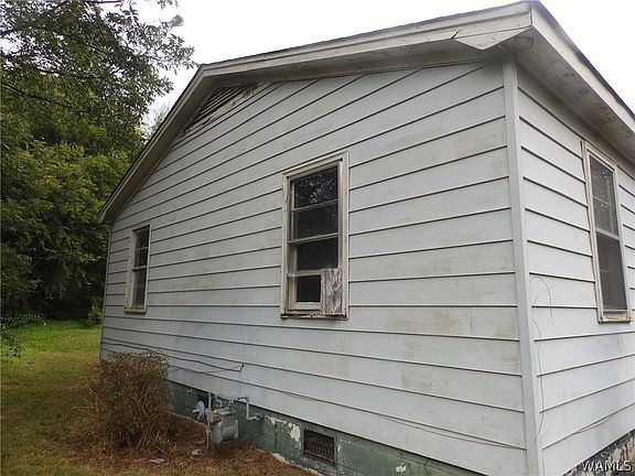 3rd image of 2914 33rd Ave