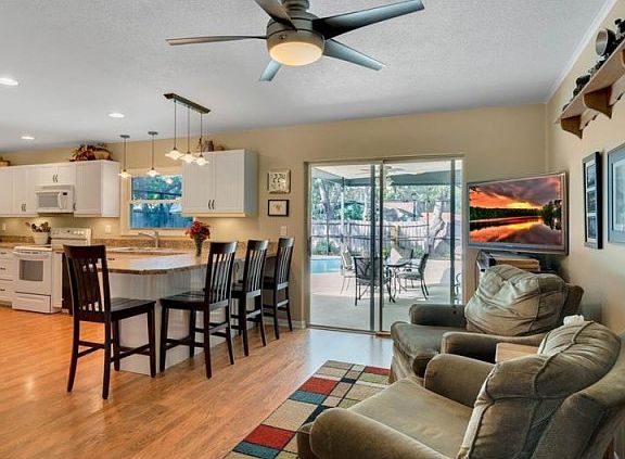 4th image of 108 Donnington Ct