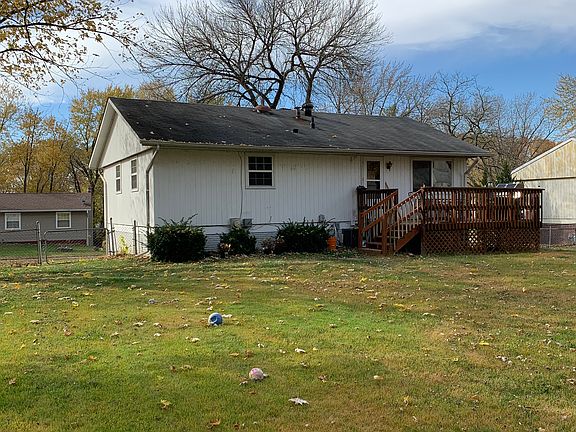 3rd image of 5709 Sir Galahad Ln