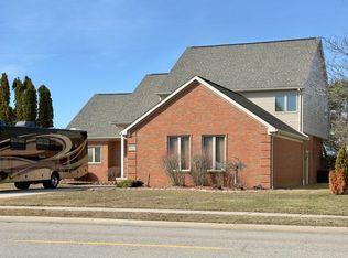 51553 Baker Rd, Chesterfield, MI 48047