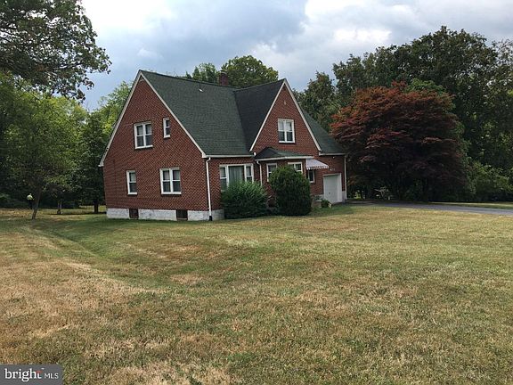 2nd image of 15620 Mile Ln NW
