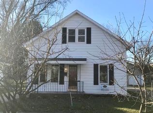 315 Lake St, Buchanan, MI 49107